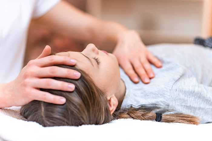 osteopathie für kinder in Potsdam Praxis eichler osteopathie kinder